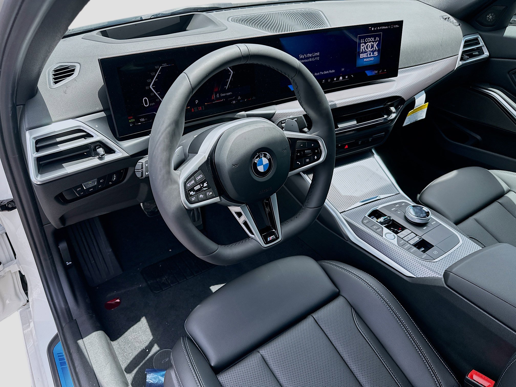 New 2026 BMW 330i Sedan w/ M Sport Package RWD image 7