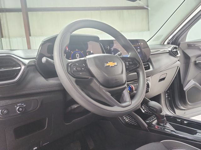 Used 2026 Chevrolet TrailBlazer LT FWD image 18