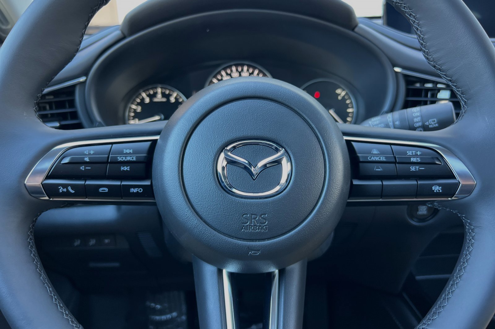 Used 2025 MAZDA CX-30 AWD 2.5 S w/ Preferred Package image 27