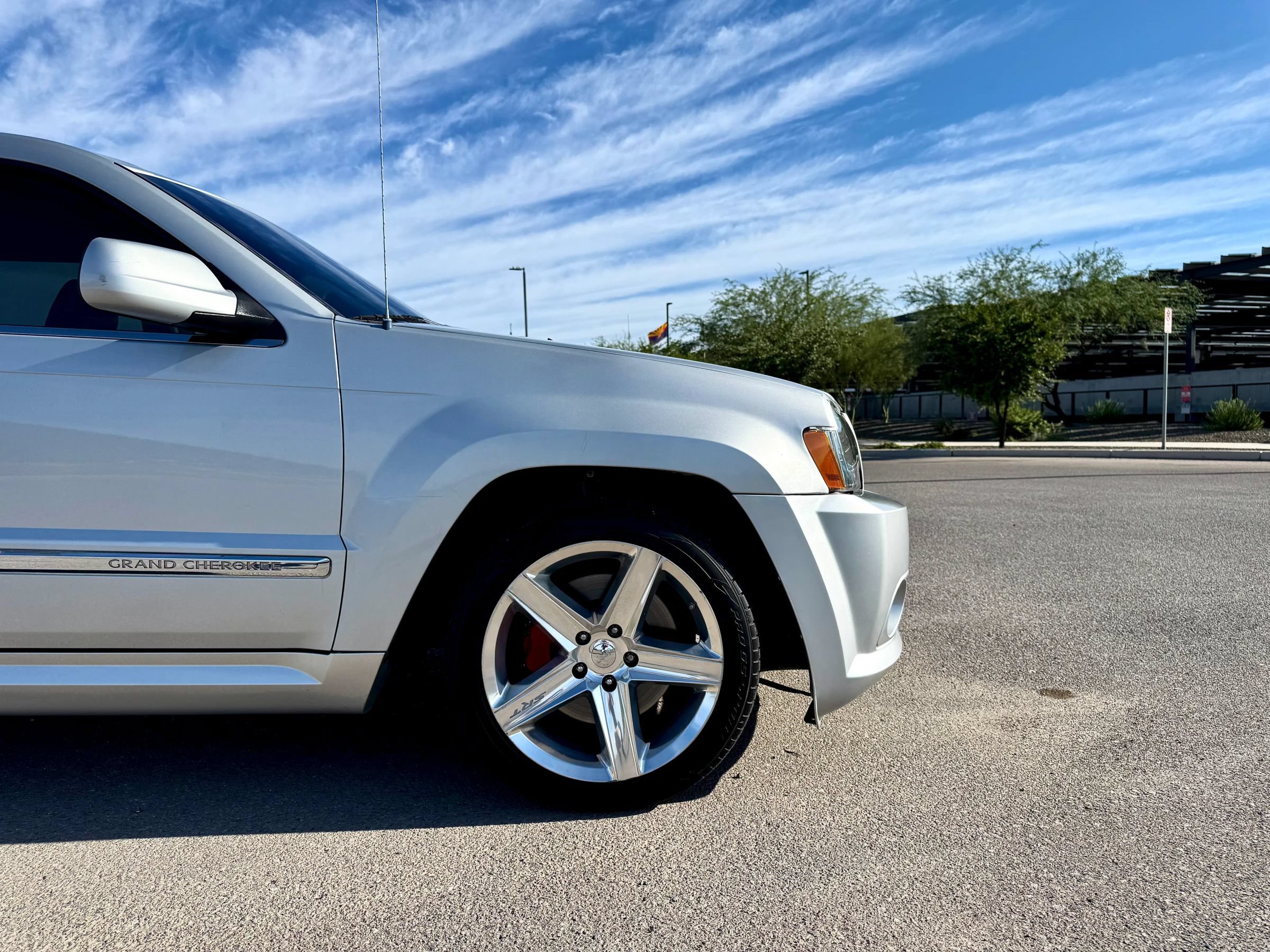 Used 2007 Jeep Grand Cherokee SRT8 w/ SRT Option Group I AWD/4WD image 8