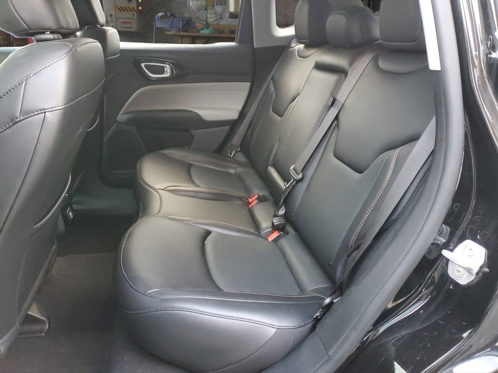 Used 2022 Jeep Compass Limited image 7