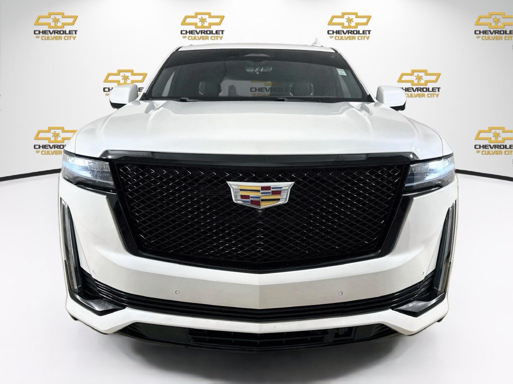 Used 2021 Cadillac Escalade Sport RWD image 2