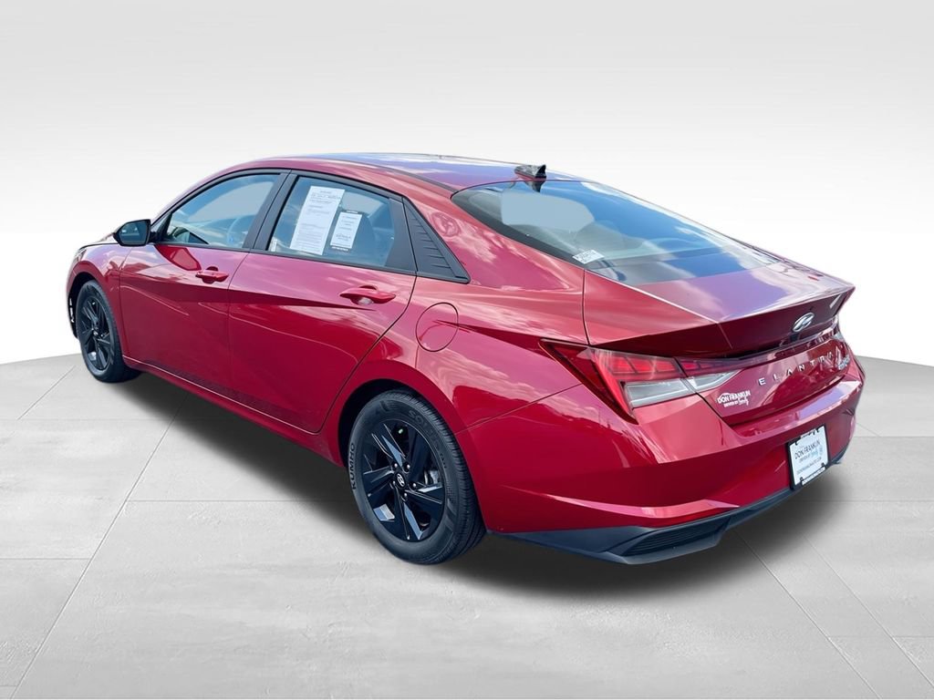 Used 2023 Hyundai Elantra Blue FWD image 6