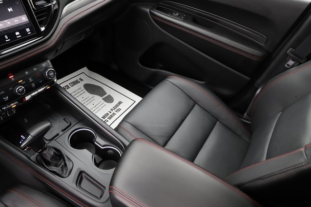 Used 2025 Dodge Durango GT image 31