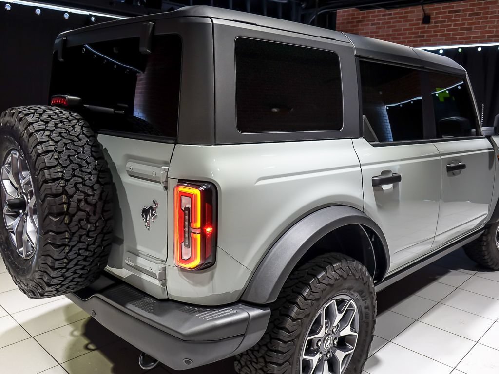 Used 2024 Ford Bronco Badlands AWD/4WD image 9