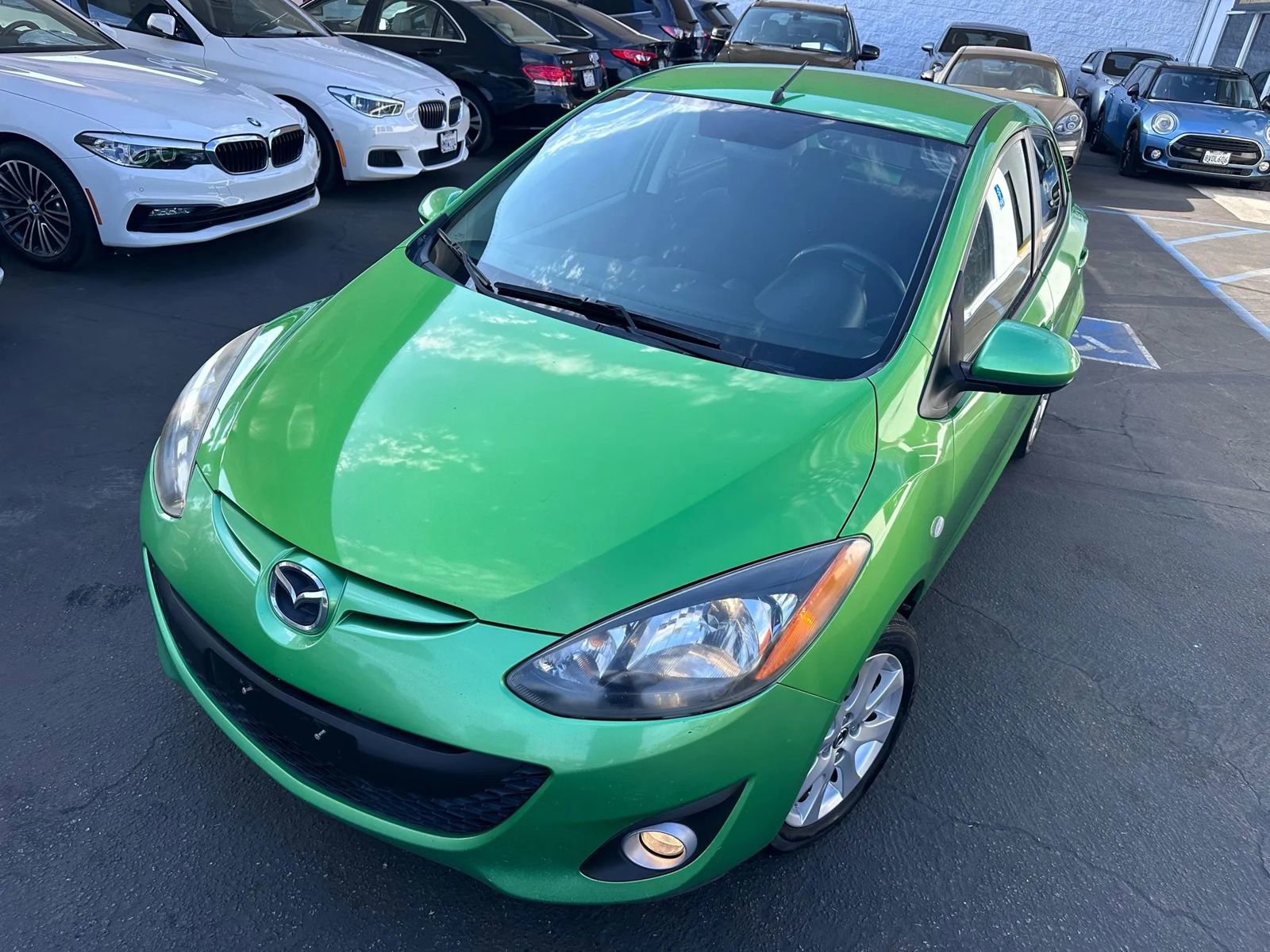 Used 2013 MAZDA MAZDA2 Touring FWD image 2