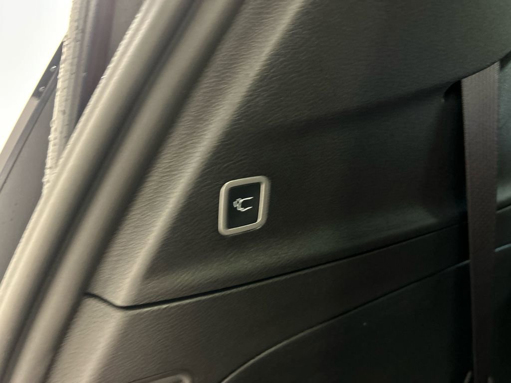 New 2026 Chrysler Pacifica Select image 33