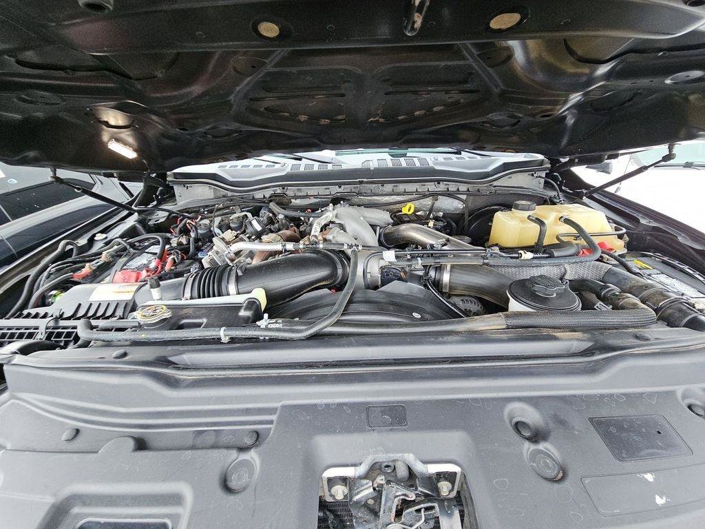 Used 2020 Ford F250 Lariat AWD/4WD image 9