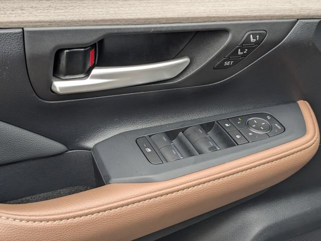 Used 2026 Toyota Grand Highlander AWD image 10
