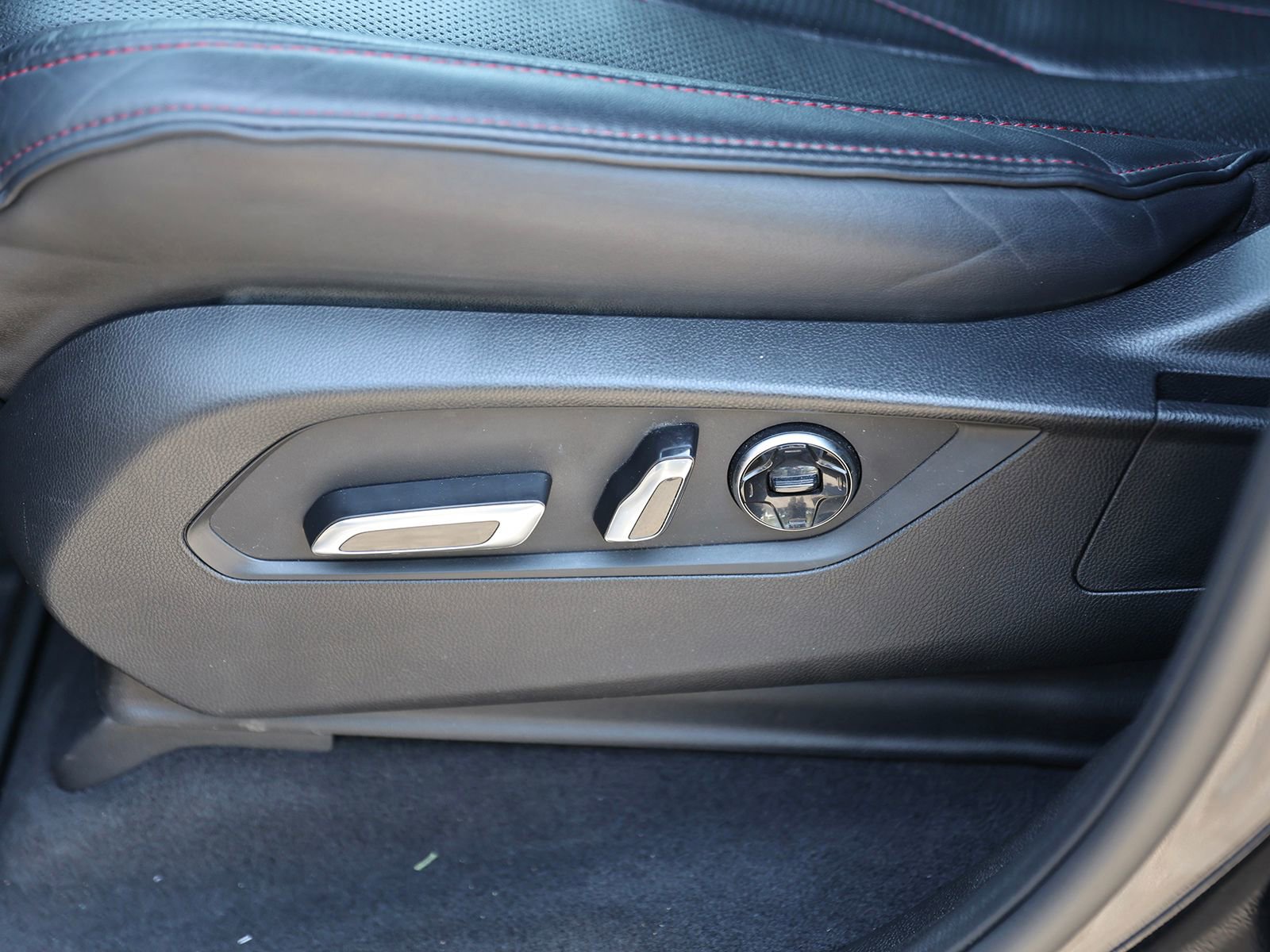 Used 2022 Acura MDX Type S AWD/4WD image 22