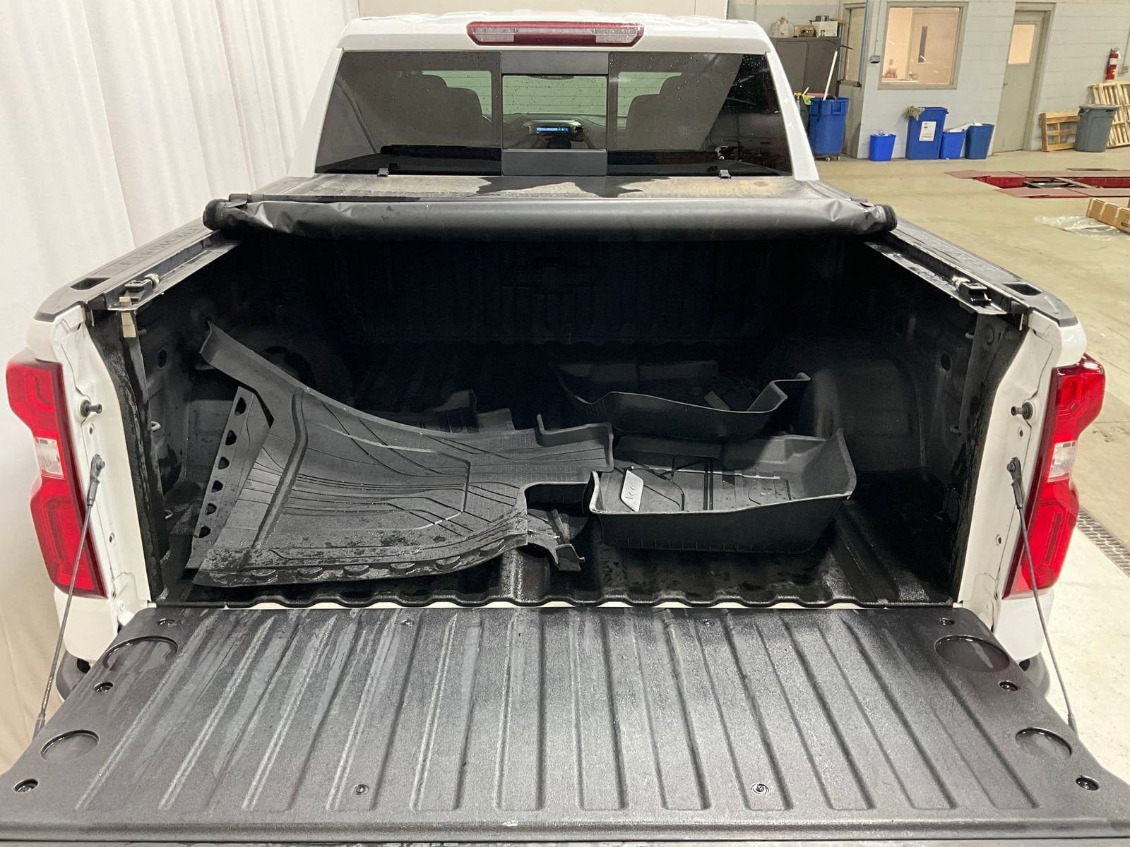Used 2019 Chevrolet Silverado 1500 LTZ w/ LTZ Premium Package AWD/4WD image 25