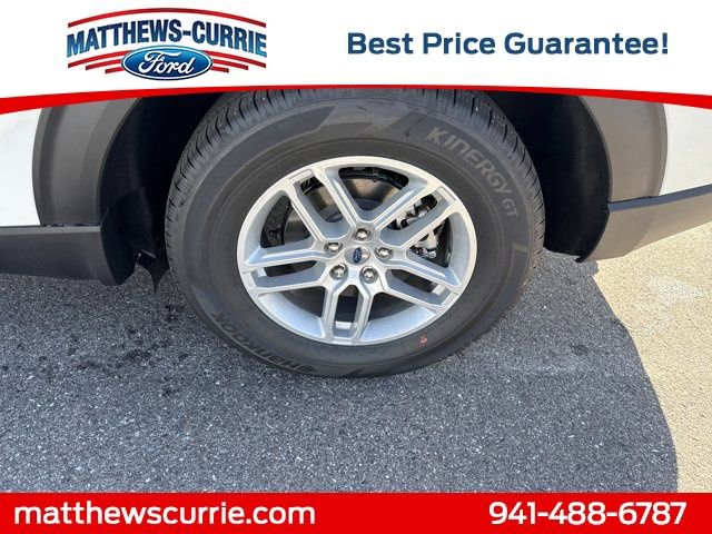 New 2026 Ford Explorer Active image 16