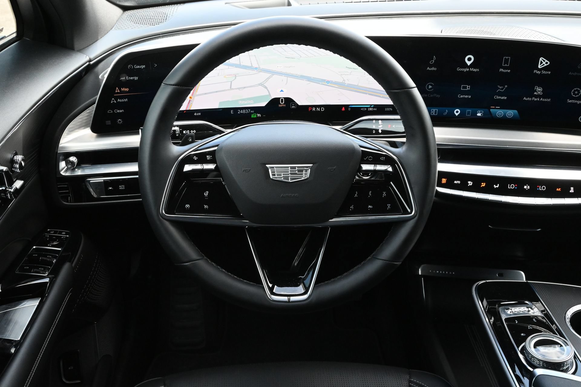 Certified 2024 Cadillac Lyriq Luxury RWD image 11