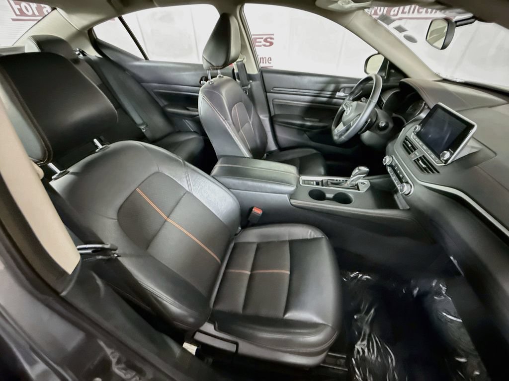 Used 2020 Nissan Altima 2.5 SR w/ Premium Package AWD/4WD image 30