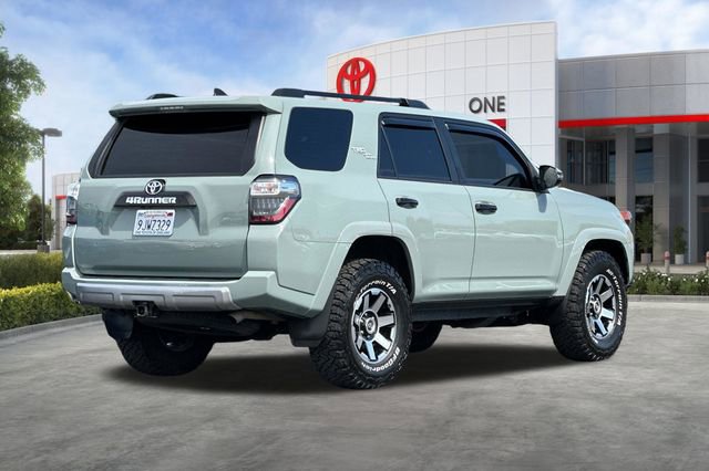 Used 2023 Toyota 4Runner TRD Off-Road Premium w/ Moonroof Package AWD/4WD image 5
