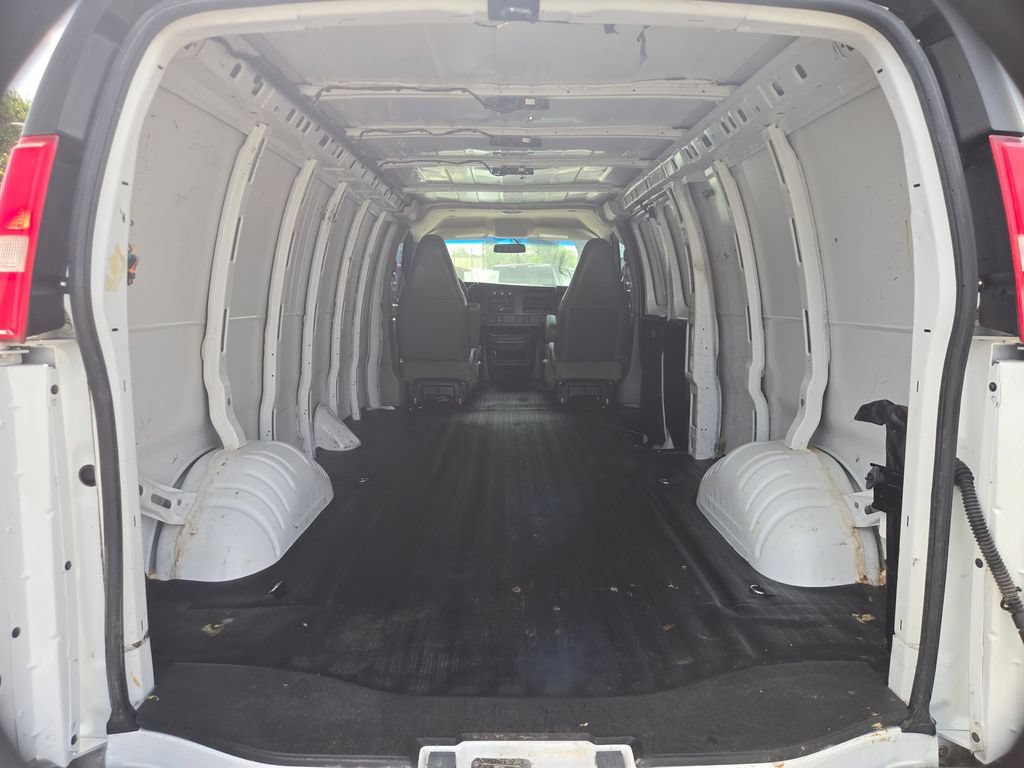 Used 2021 Chevrolet Express 2500 Extended w/ Driver Convenience Package RWD image 14