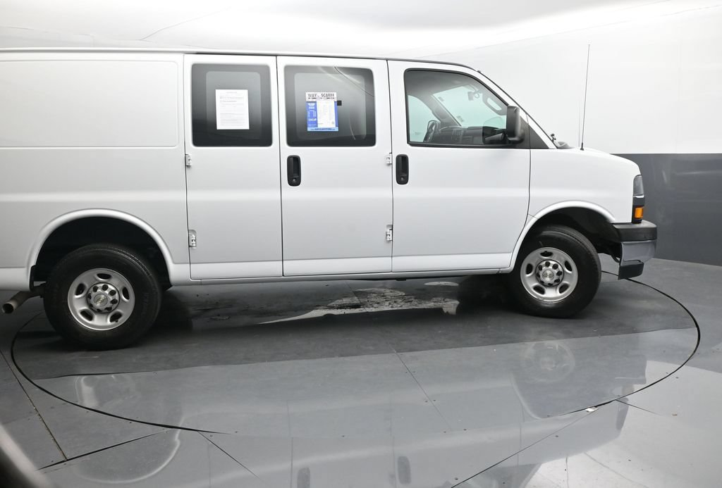 Used 2020 Chevrolet Express 2500 w/ Driver Convenience Package RWD image 25