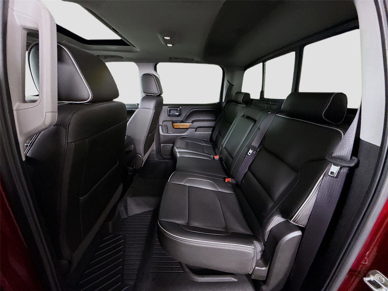 Used 2017 Chevrolet Silverado 1500 High Country image 19