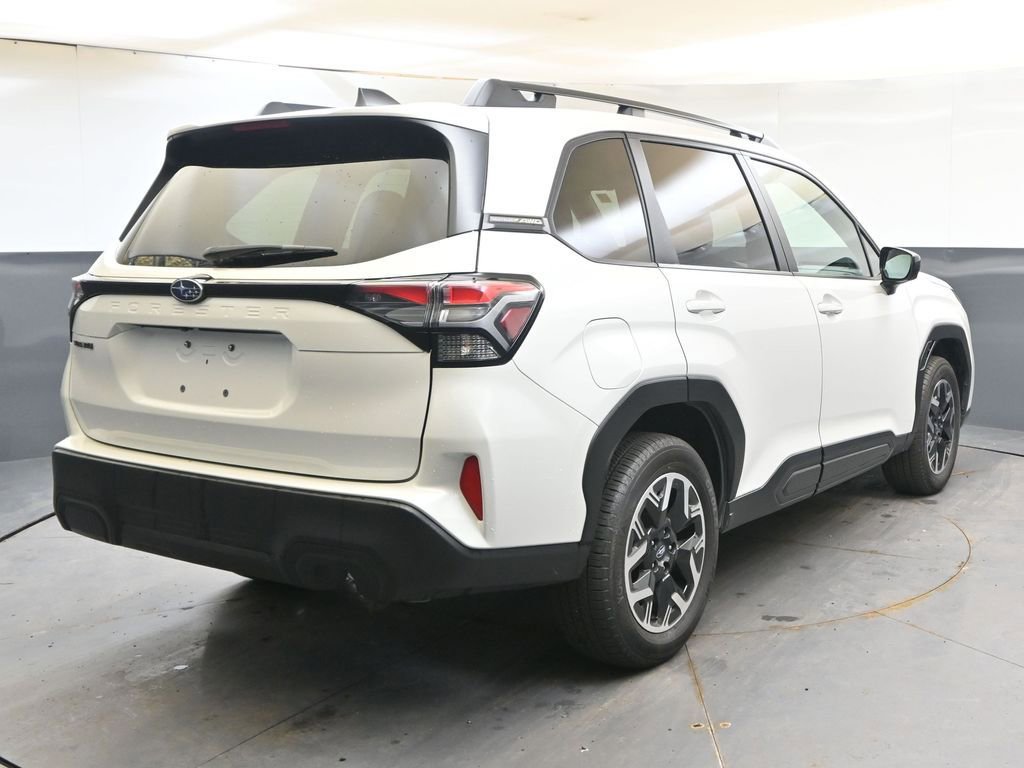 Certified 2025 Subaru Forester Premium image 5