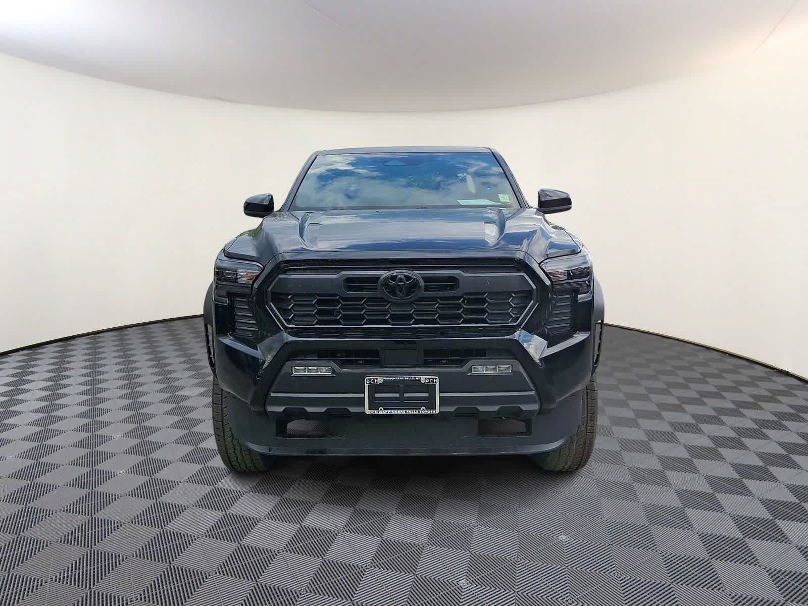 New 2026 Toyota Tacoma TRD Off-Road AWD/4WD image 2