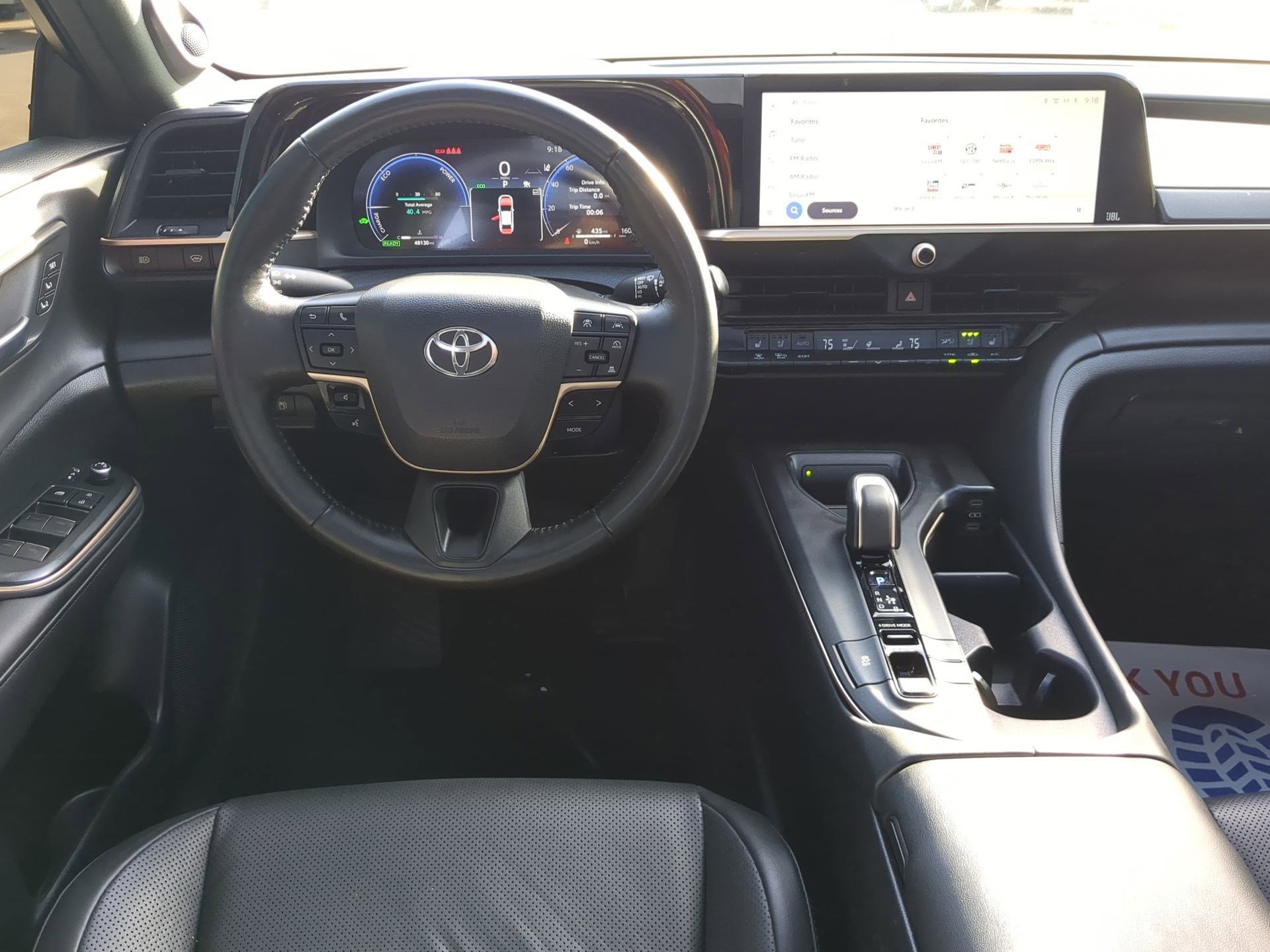 Used 2023 Toyota Crown Limited image 28