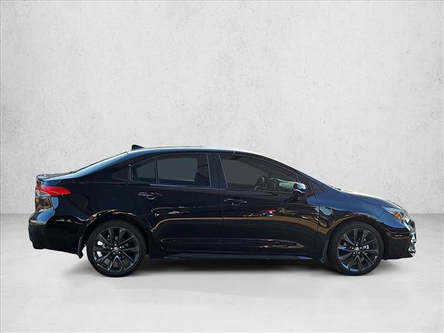 Used 2025 Toyota Corolla SE FWD image 4