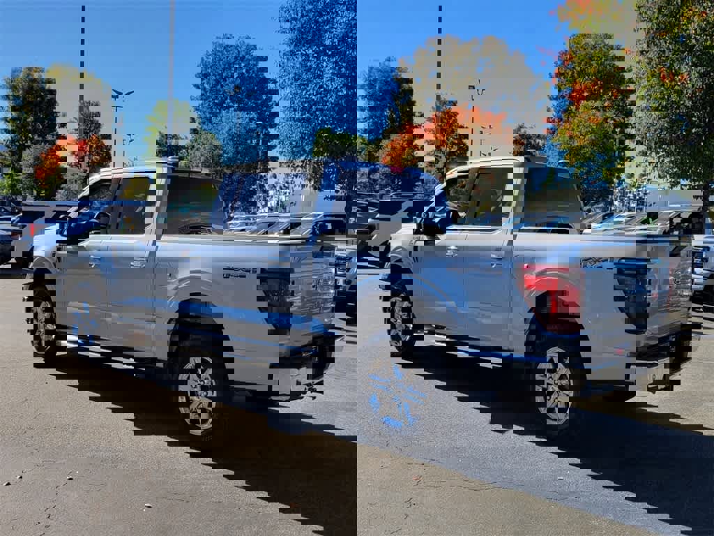 Used 2025 Ford F150 XLT w/ Equipment Group 301A Standard image 3