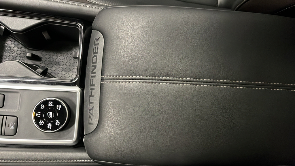 Used 2024 Nissan Pathfinder SL w/ SL Premium Package AWD/4WD image 20