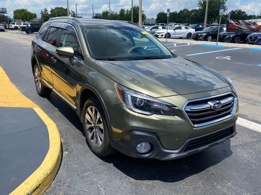 Used 2018 Subaru Outback 3.6R Touring AWD/4WD image 2