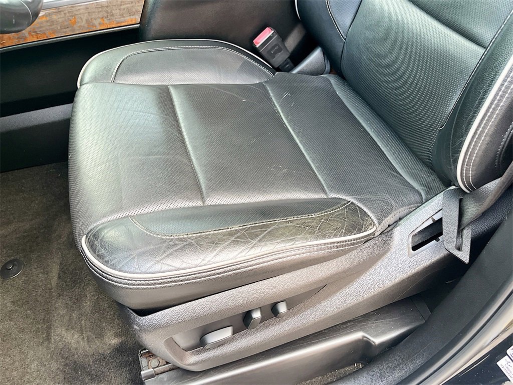 Used 2017 Chevrolet Silverado 2500 High Country w/ Duramax Plus Package image 20