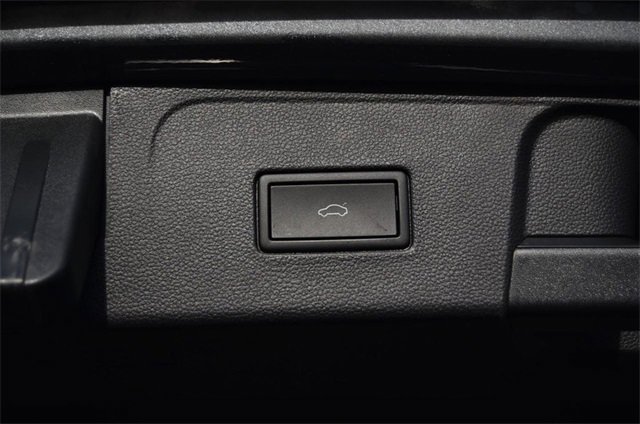 Used 2023 Volkswagen Atlas SE image 26