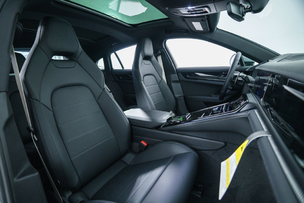 New 2026 Porsche Panamera 4 AWD/4WD image 18