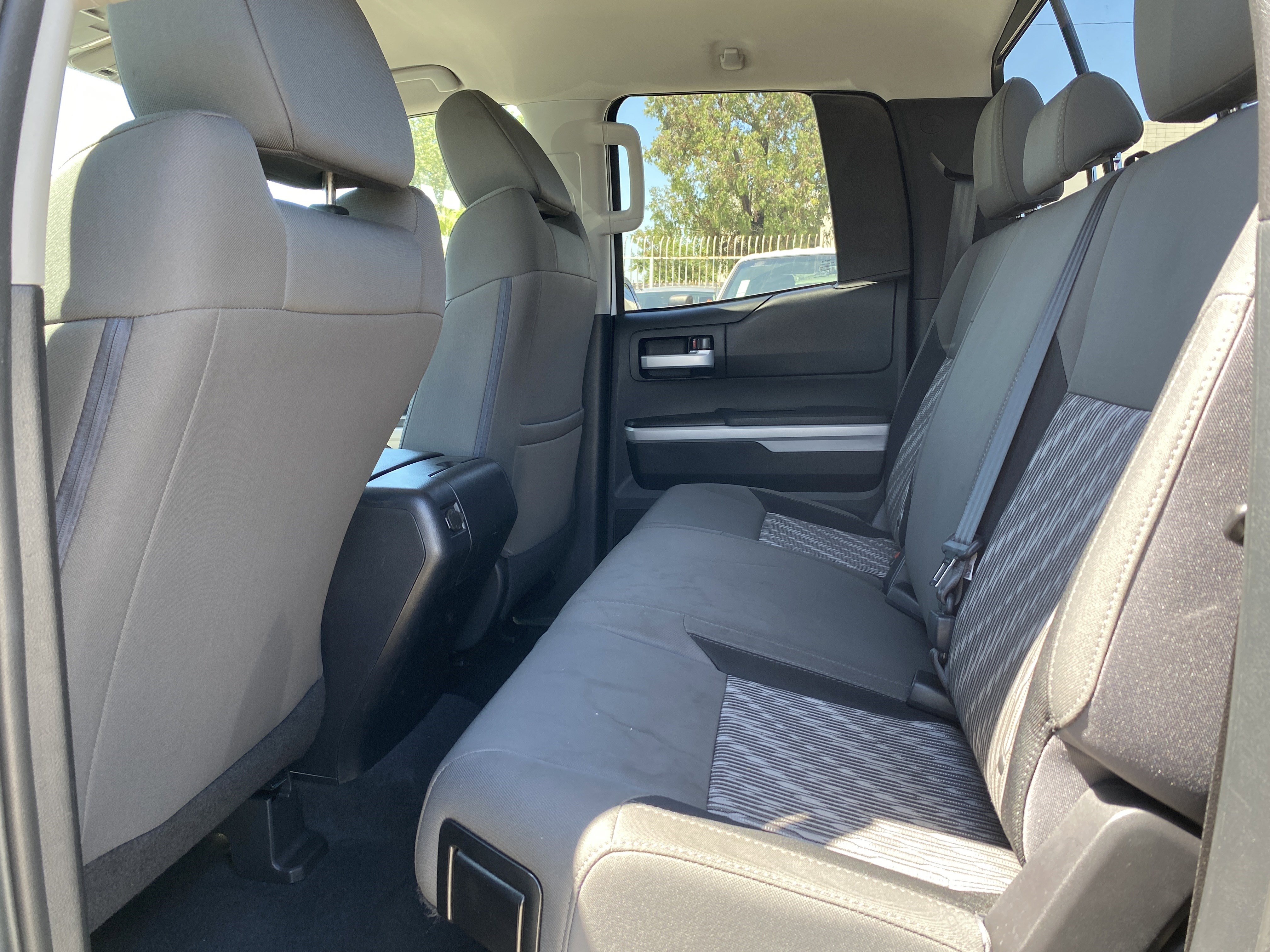 Used 2018 Toyota Tundra SR5 w/ SR5 Upgrade Package image 14