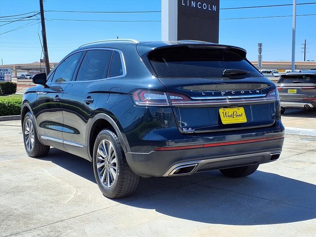 Used 2023 Lincoln Nautilus Reserve w/ Luxury Package image 4