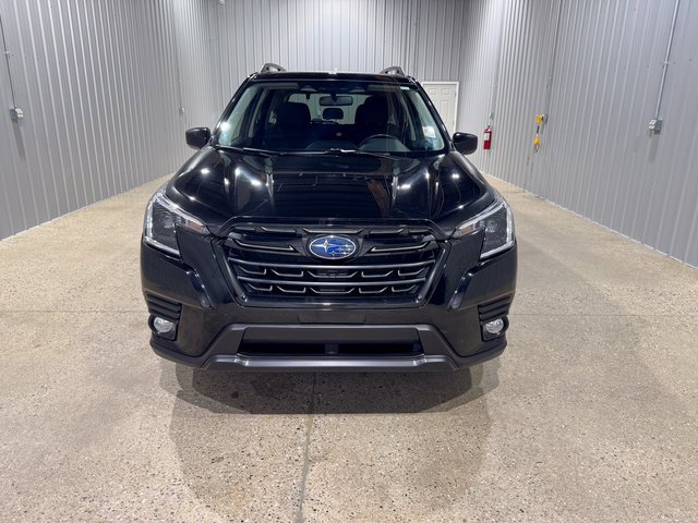 Used 2022 Subaru Forester Premium image 8