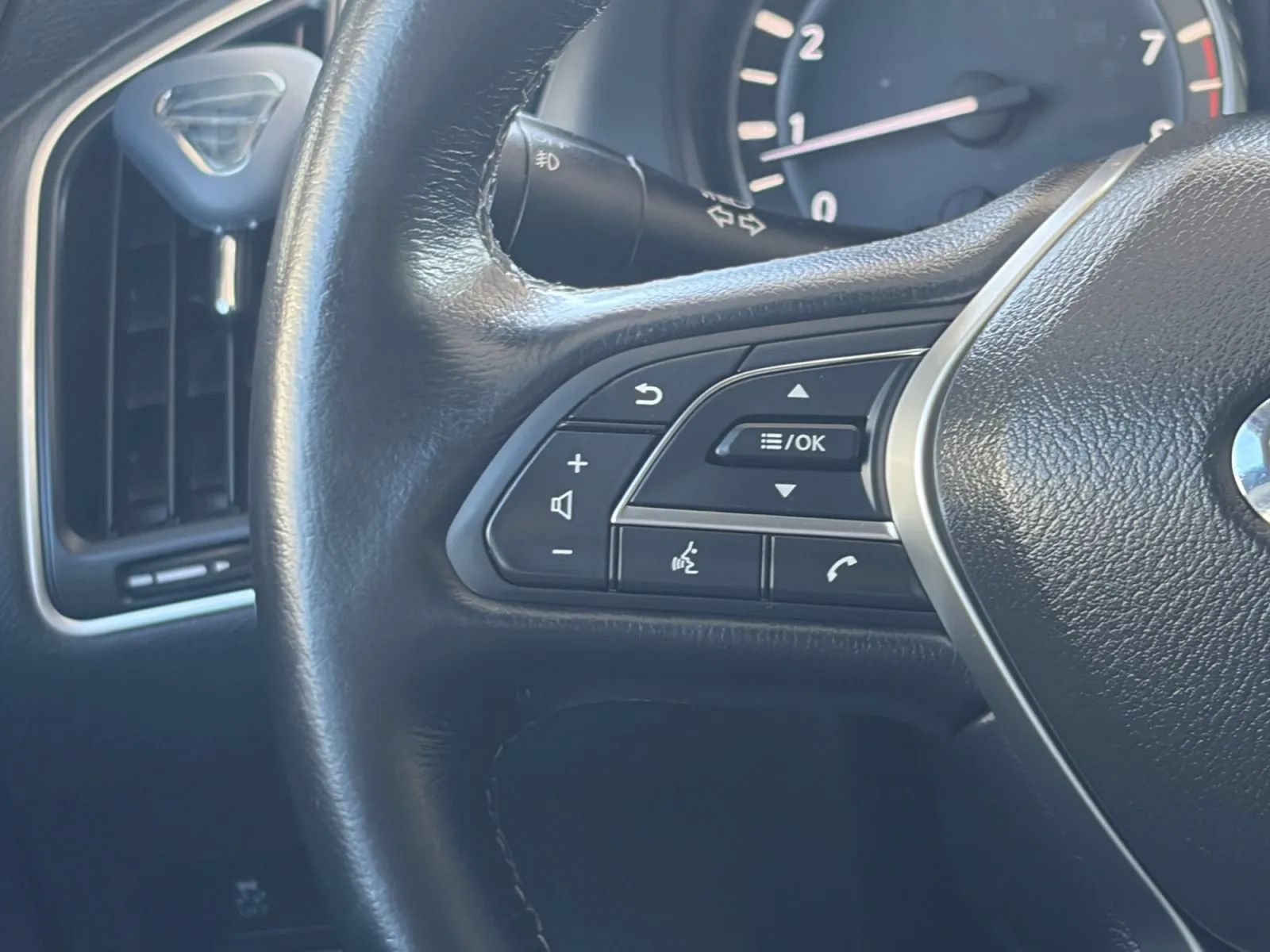 Used 2019 INFINITI Q50 Signature Edition AWD/4WD image 30