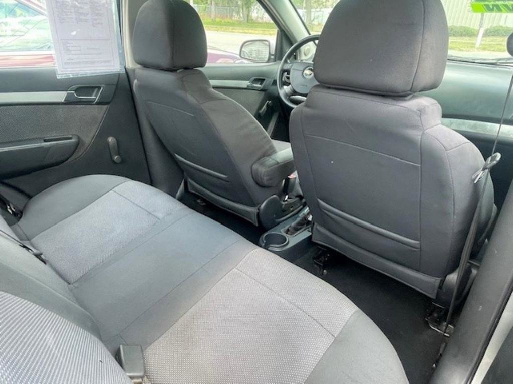 Used 2011 Chevrolet Aveo LT FWD image 13