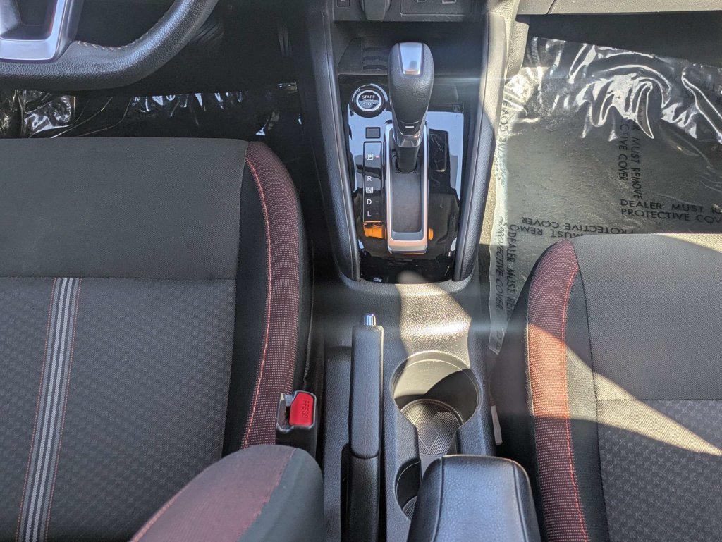 Used 2025 Nissan Versa SR FWD image 18
