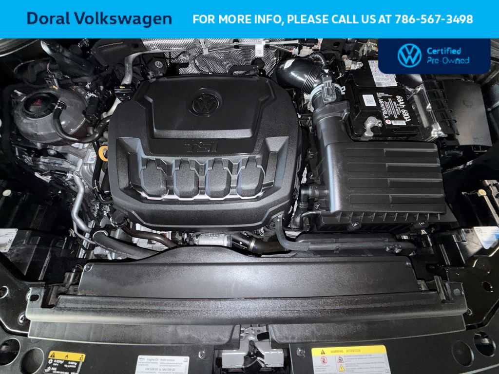 Certified 2023 Volkswagen Tiguan SE FWD image 11