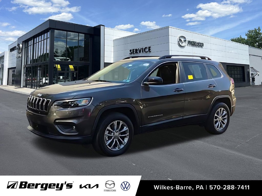Used 2022 Jeep Cherokee Latitude Lux w/ Sun & Sound Group AWD/4WD image 5