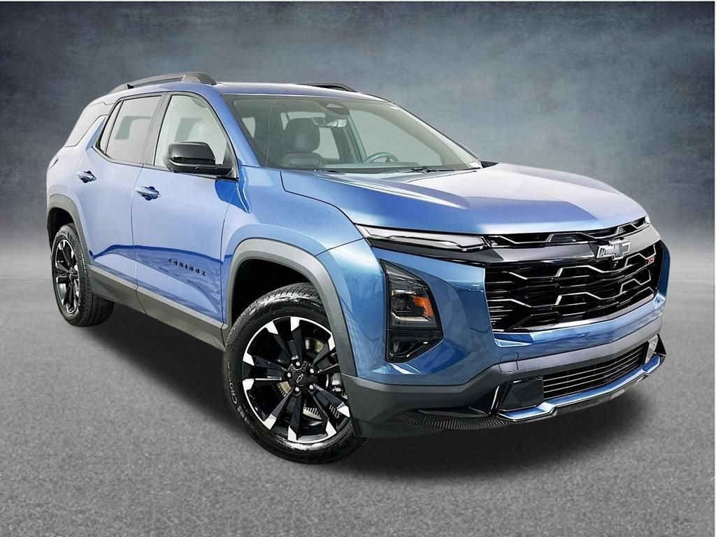 Used 2025 Chevrolet Equinox RS w/ Safety and Technology Package FWD image 3