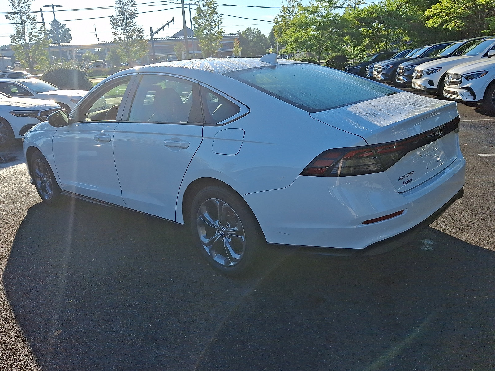 Used 2024 Honda Accord EX image 4