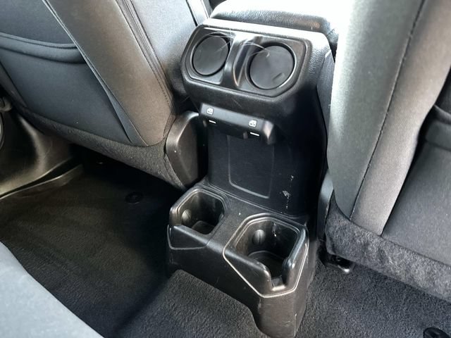 Used 2018 Jeep Wrangler Unlimited Sport S AWD/4WD image 15