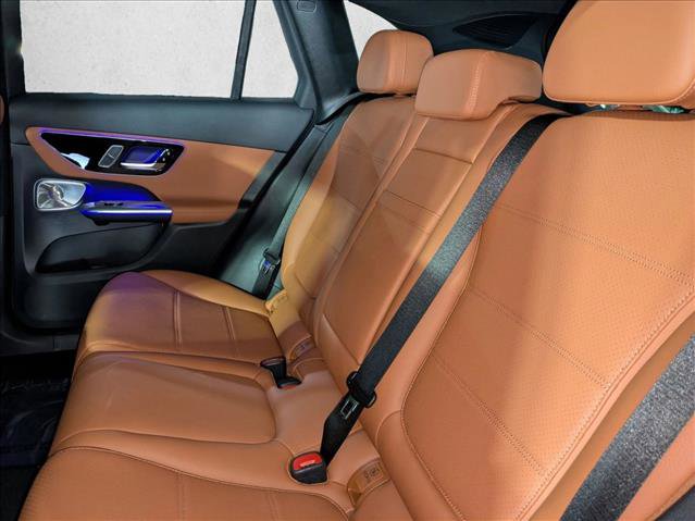 New 2026 Mercedes-Benz GLC 300 image 18