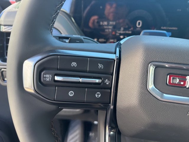 New 2025 GMC Yukon XL AT4 w/ AT4 Premium Plus Package image 17