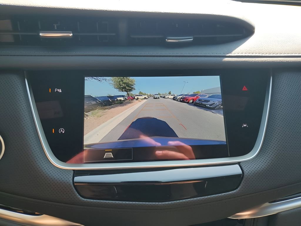 New 2025 Cadillac XT6 Luxury image 45