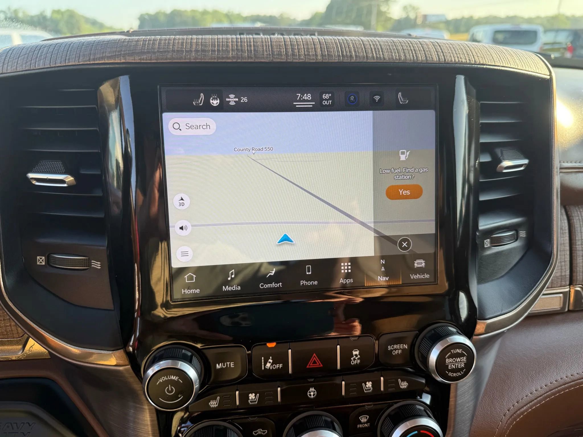 Used 2022 RAM 2500 Limited w/ Safety Group image 10