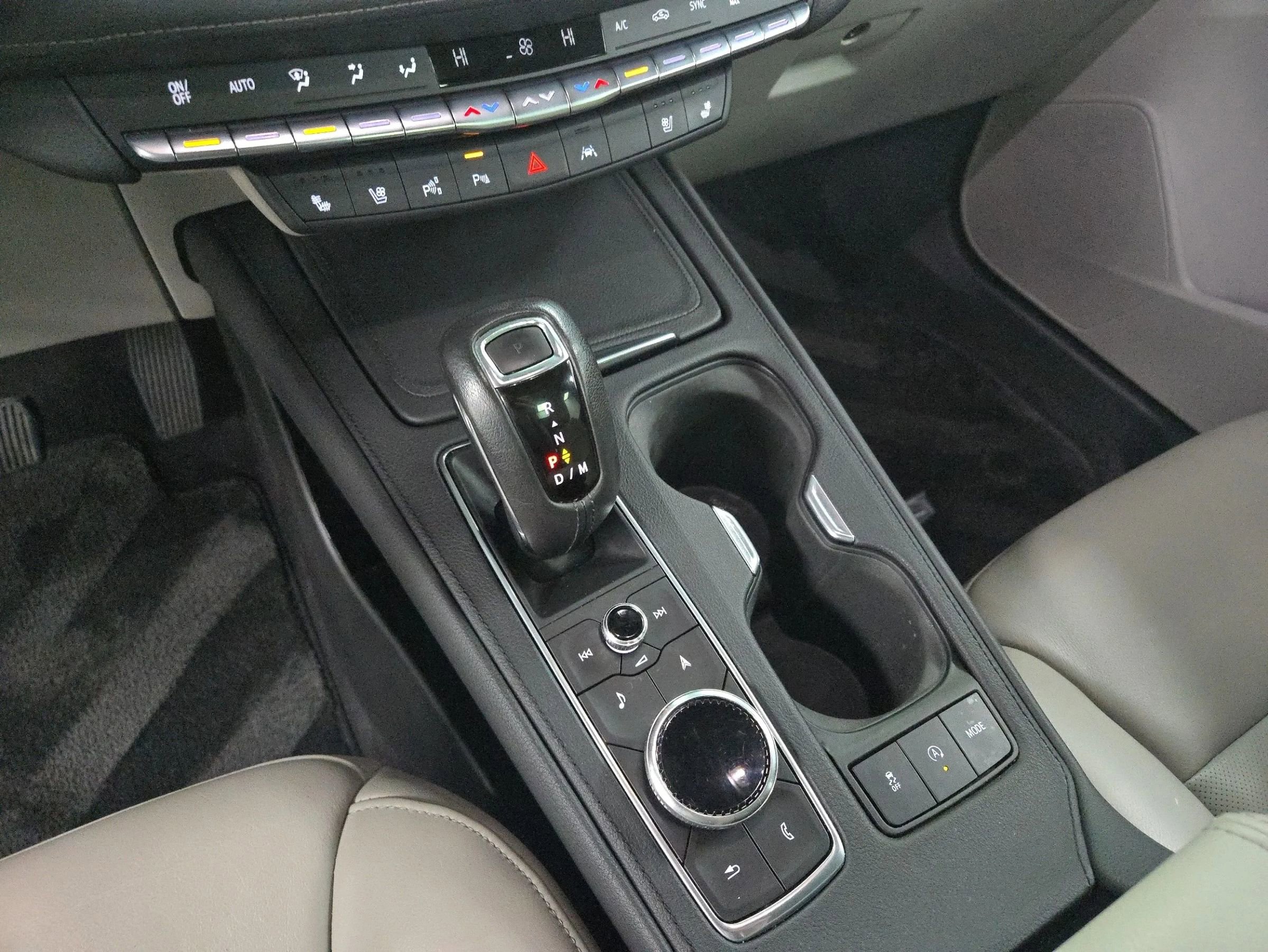 Used 2019 Cadillac XT4 Premium Luxury image 15