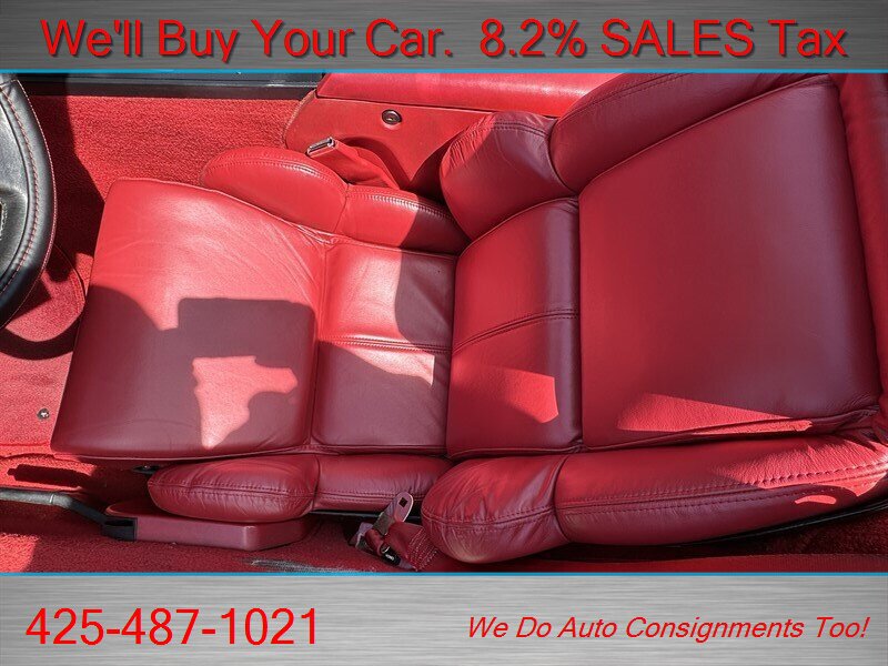 Used 1989 Chevrolet Corvette Convertible RWD image 20