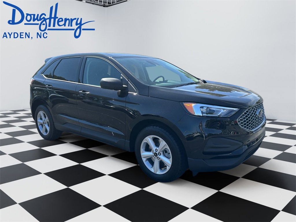 Used 2024 Ford Edge SE image 7